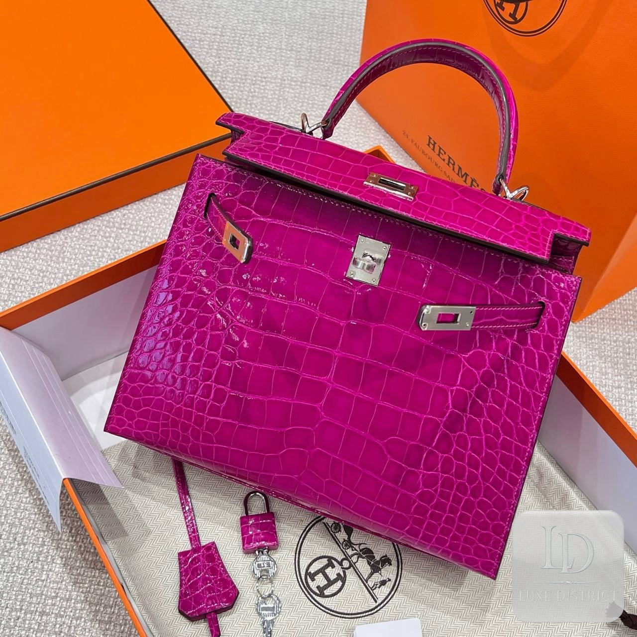 Hermès Kelly 25 | Аллигатор крокодилус | Эксклюзивная фуксия