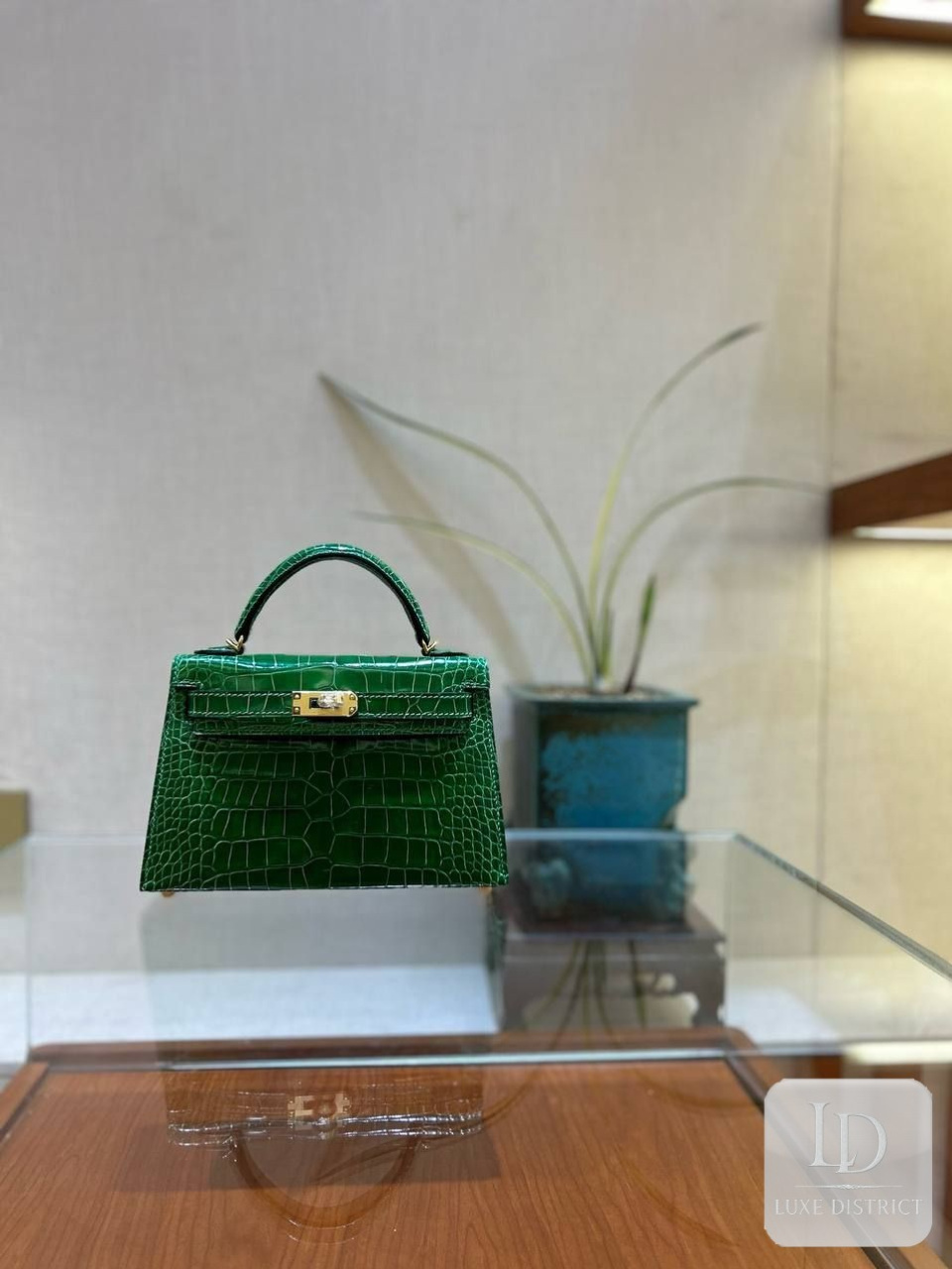 Реплика сумки Hermes  Kelly Mini II 19 — Alligator d’Amérique, Vert Émeraude купить