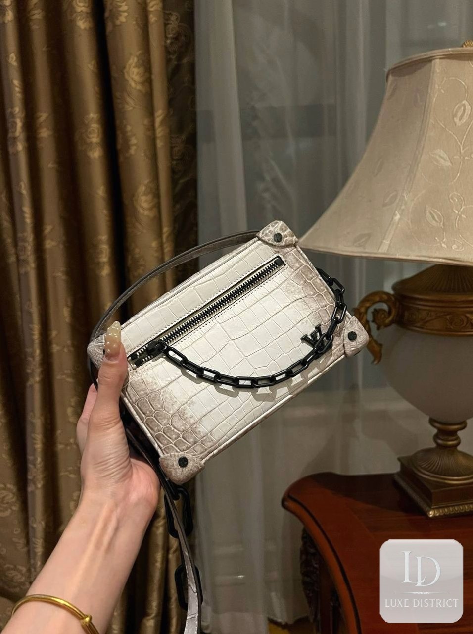 Реплика сумки Louis Vuitton Louis Vuitton Mini Soft Trunk купить